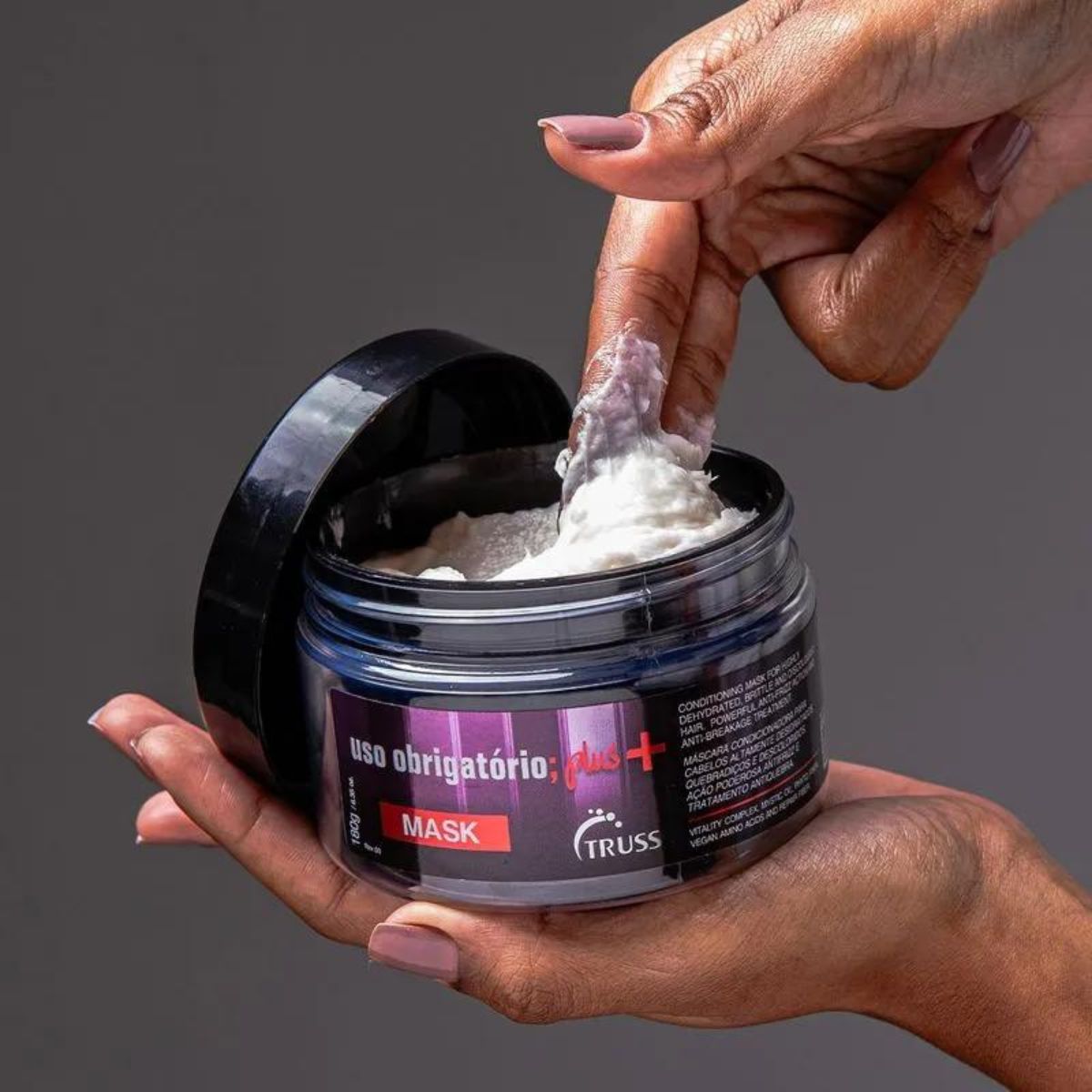 Máscara Truss Uso Obrigatório Plus+ 180 g